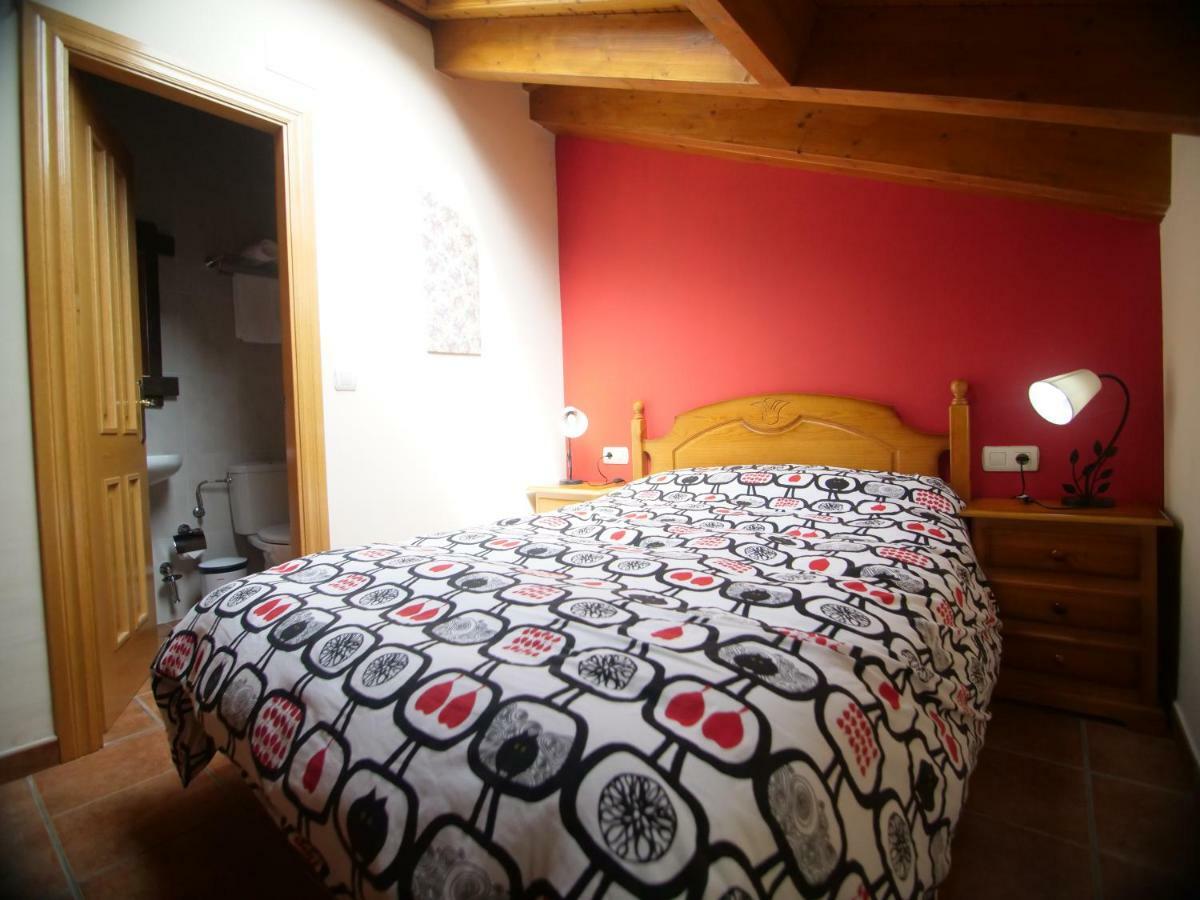 Albergue De Portilla Portilla de la Reina Екстериор снимка